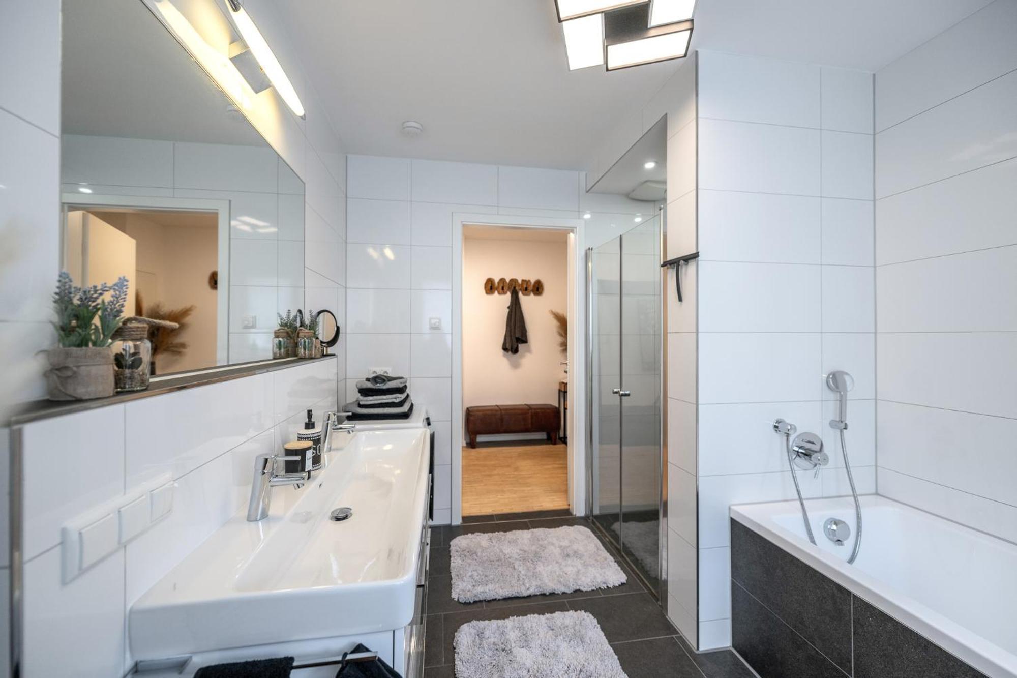 Apartament Alpenflair / Luxury / 100Qm / Work / Travel / Netflix Penzberg Zewnętrze zdjęcie